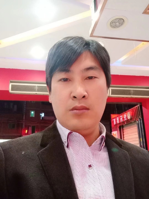 奔跑的第二张照片--泉州残疾人相亲网